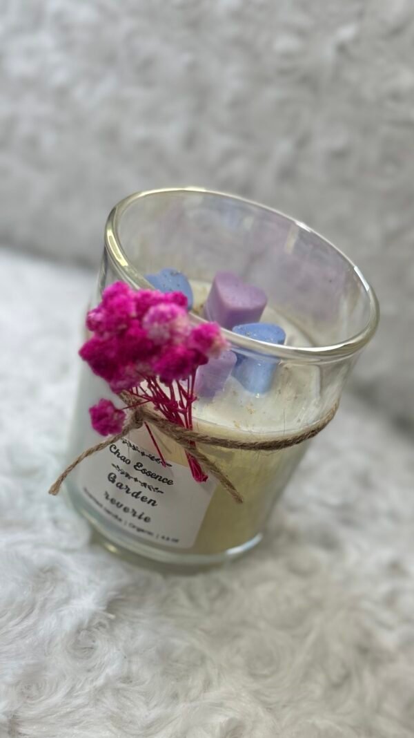 Luna Veil – Iridescent Glass Jar Candle